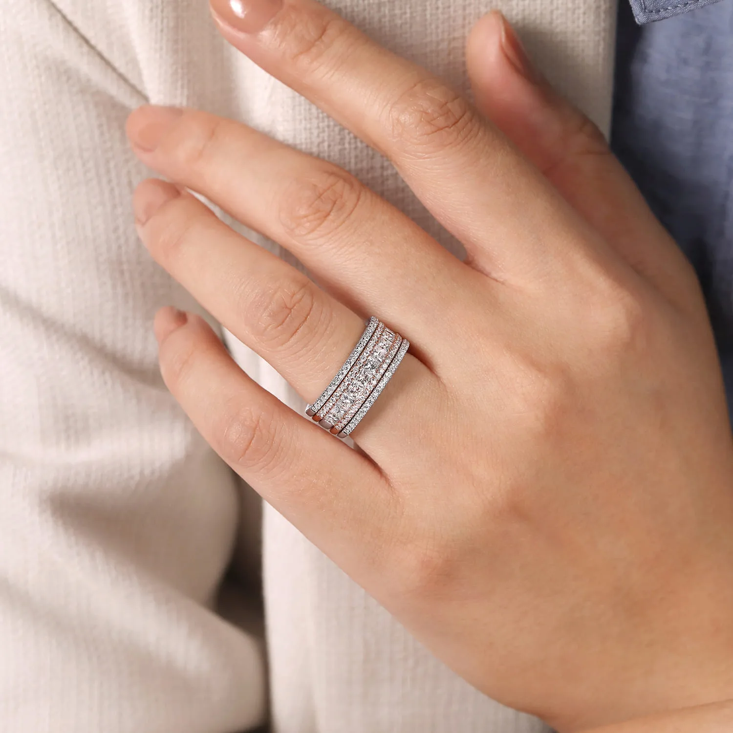 Wide Diamond Anniversary Ring in 14K White/Rose Gold, photograph 5