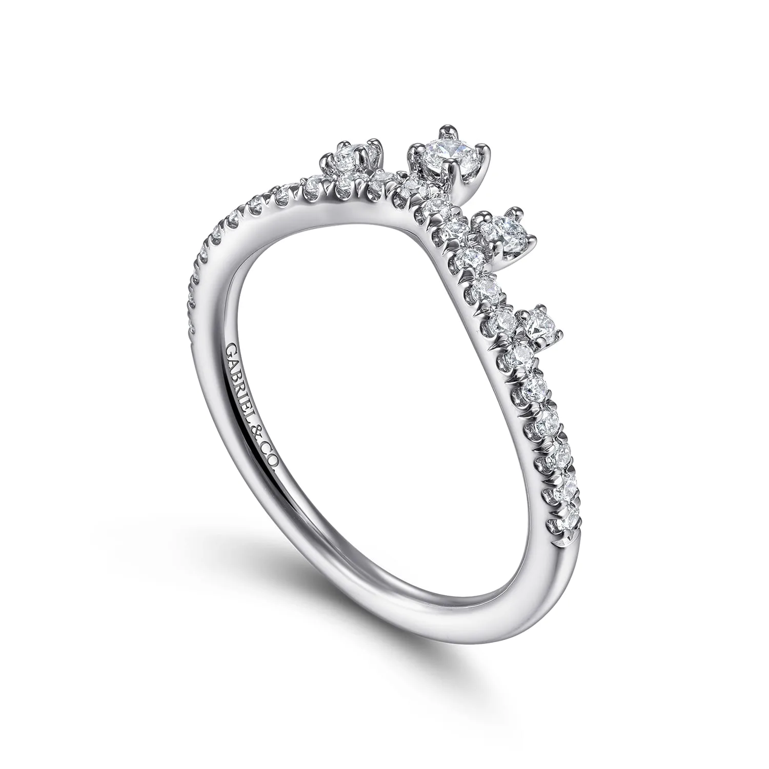 Curved Diamond Wedding Band in 14K White Gold, photograph 3