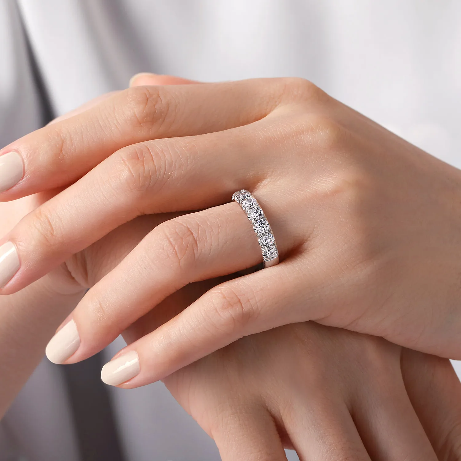 7 Stone French Pave Diamond Wedding Band in Platinum, photograph 5