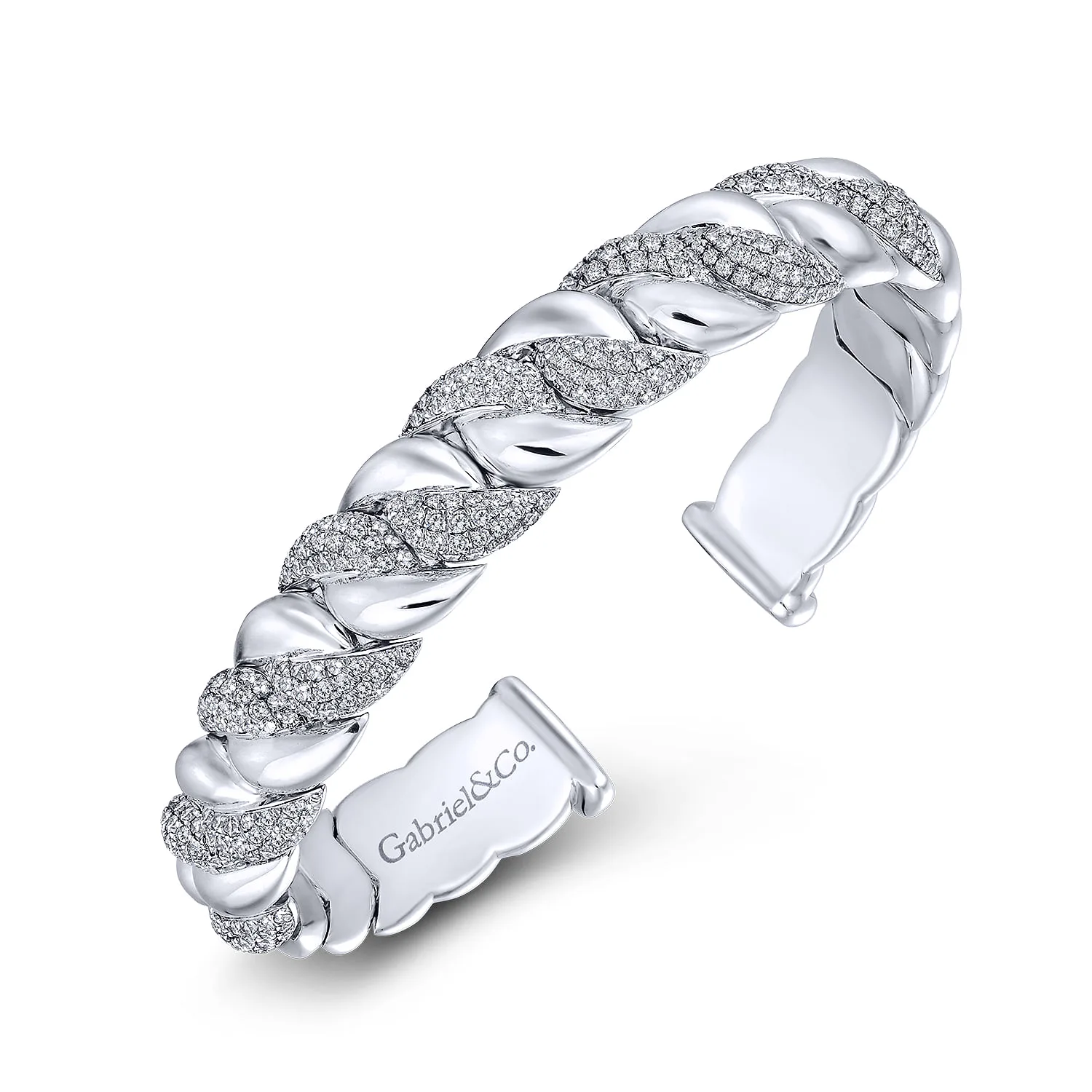 Twisted Link Diamond Pave Cuff Bracelet in 14K White Gold, photograph 2