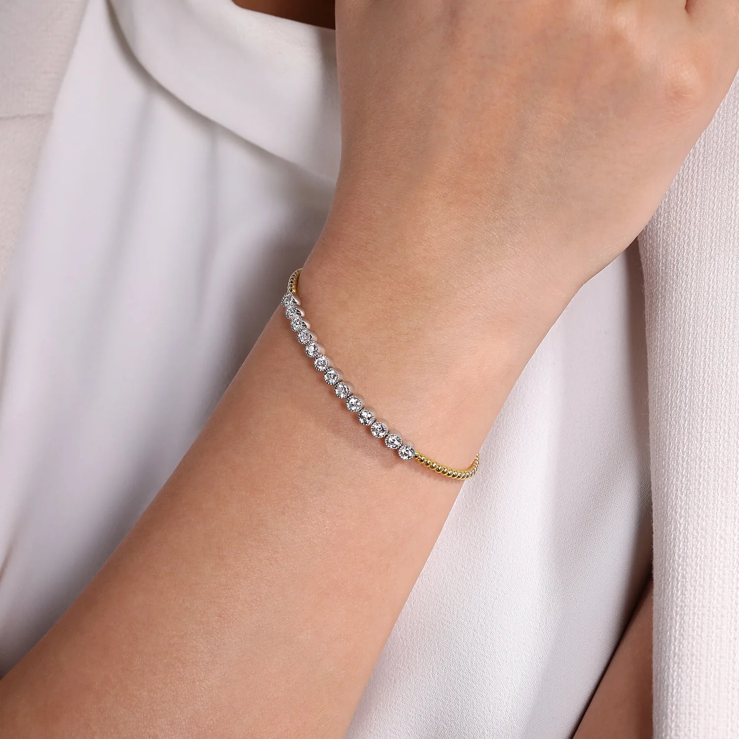 Diamond Bangle in 14K White/Yellow Gold, photograph 4