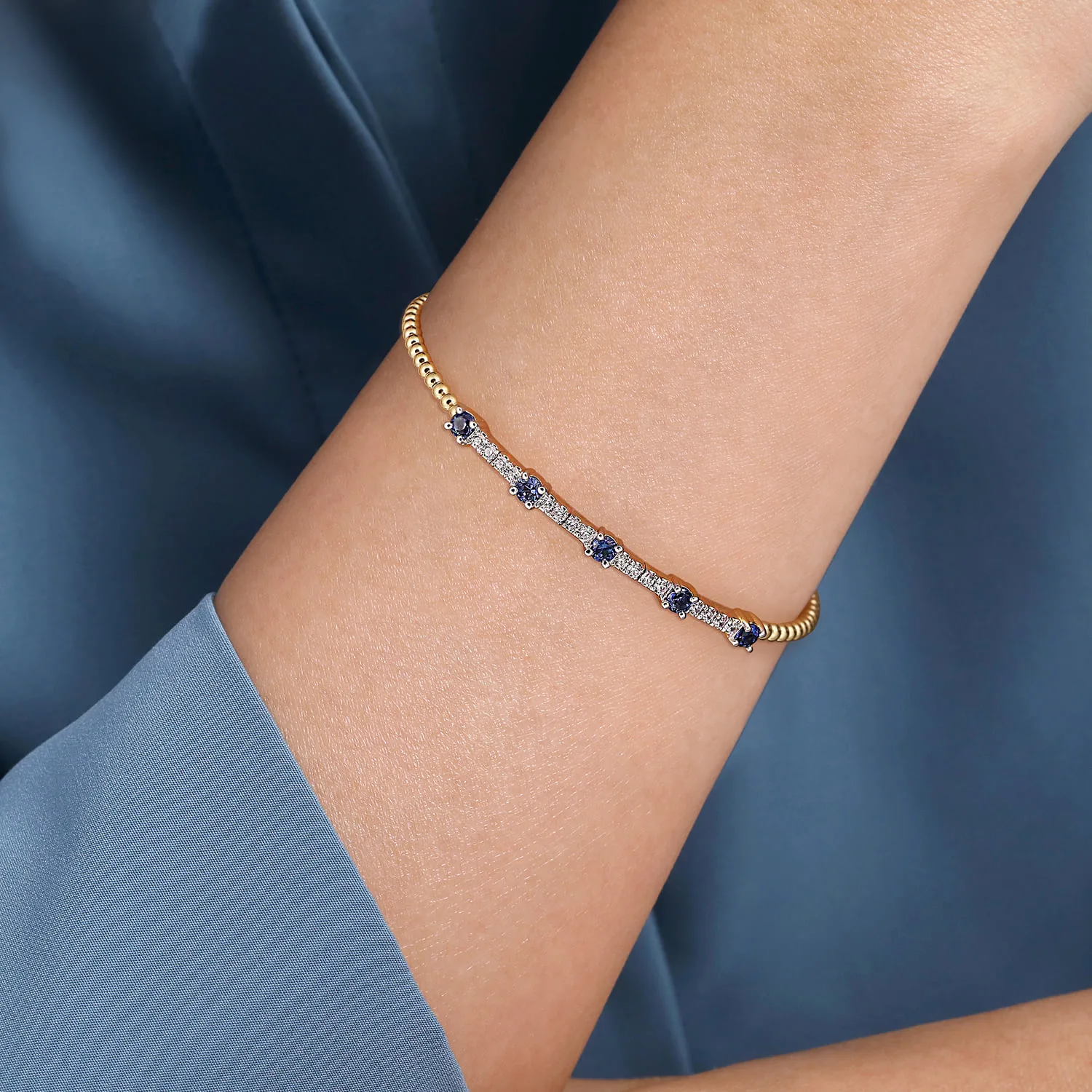 Bujukan Diamond and Blue Sapphire Cuff Bracelet in 14K Yellow Gold, photograph 4