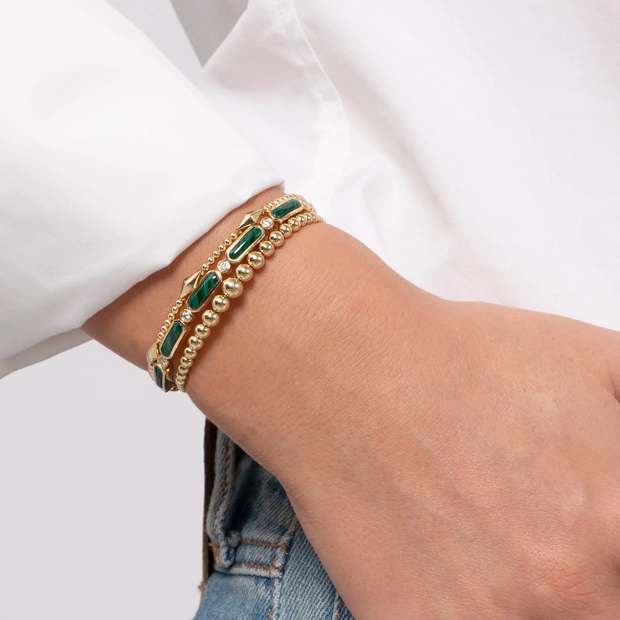 Diamond and Malachite Bujukan Bangle in 14K Yellow Gold, photograph 5