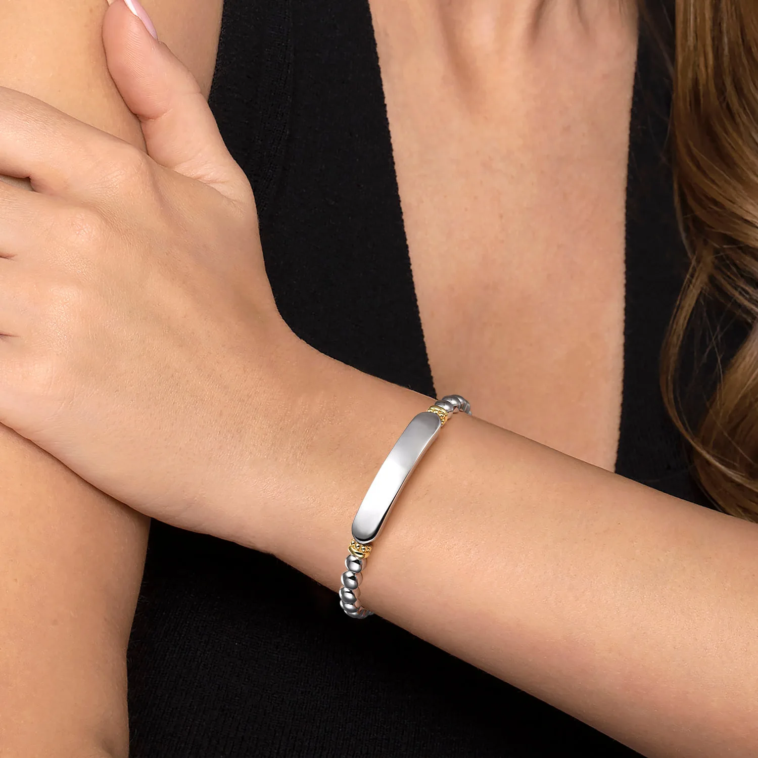 and Bujukan Personalize Open Bangle Bracelet in 14K Yellow Gold, photograph 4