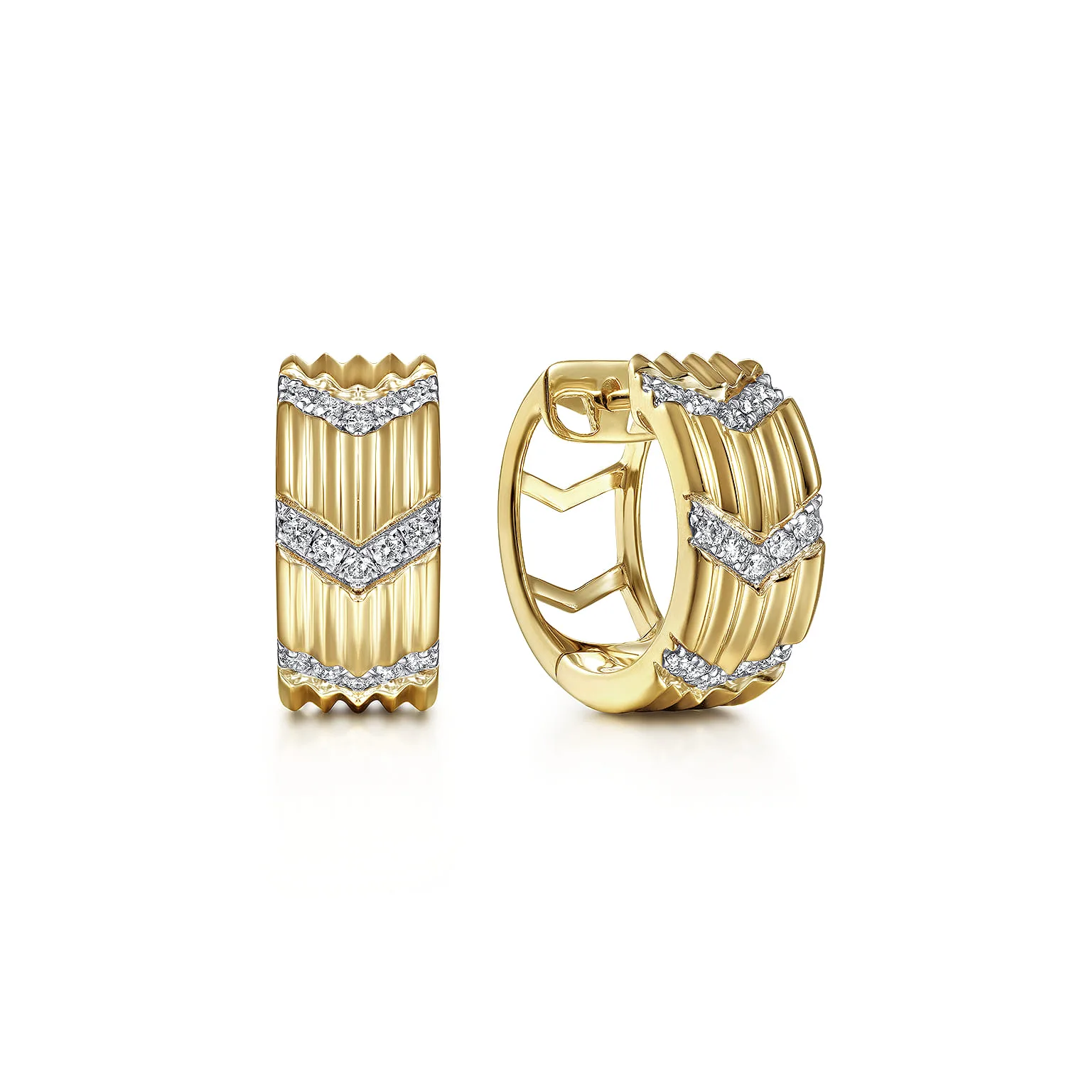 Wide 15mm Chevron Diamond Station Huggies