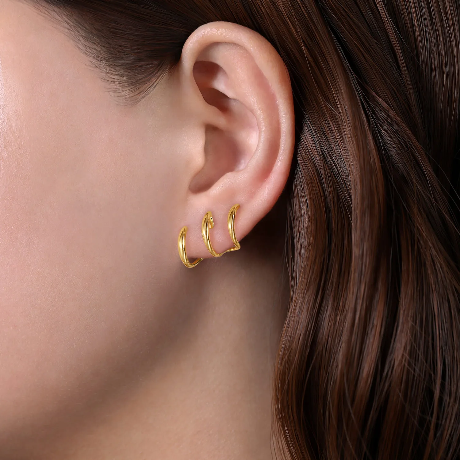 Curving Three Row Stud Earrings in 14K Yellow Gold, photograph 2