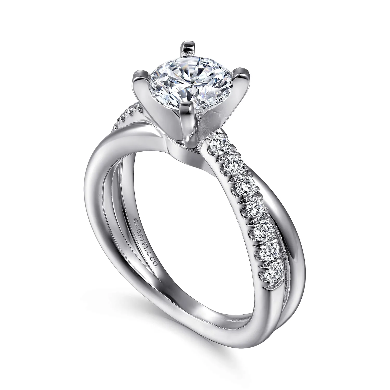 Round Twisted Diamond Engagement Ring in Platinum, photograph 3