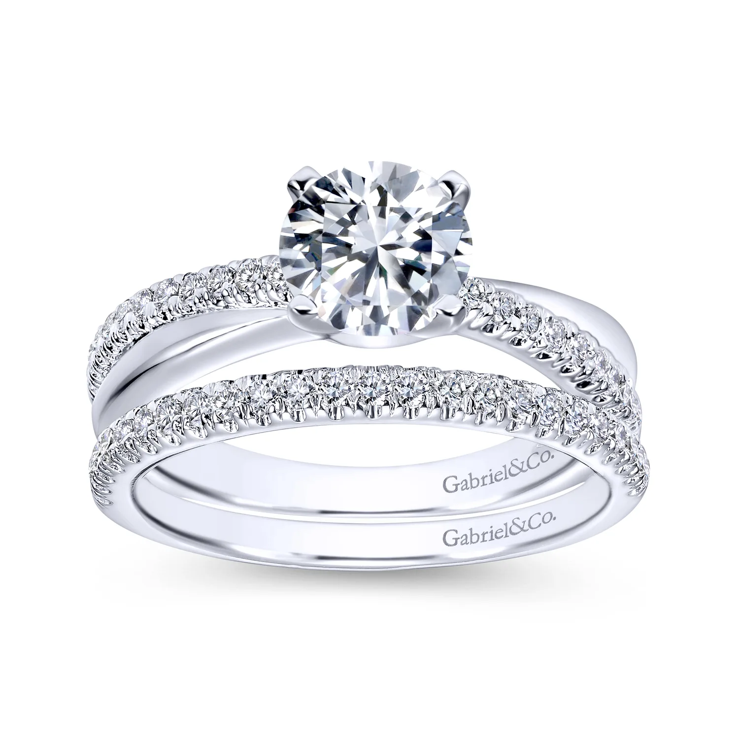 Round Twisted Diamond Engagement Ring in Platinum, photograph 4