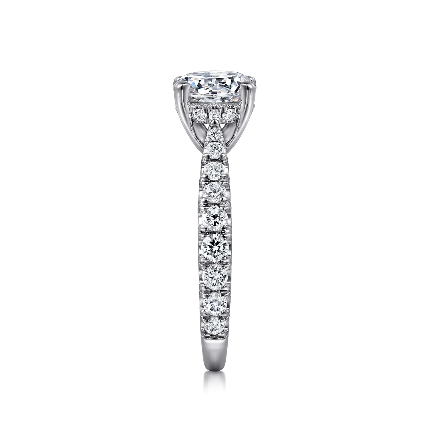 Round Diamond Engagement Ring in 14K White Gold, photograph 5