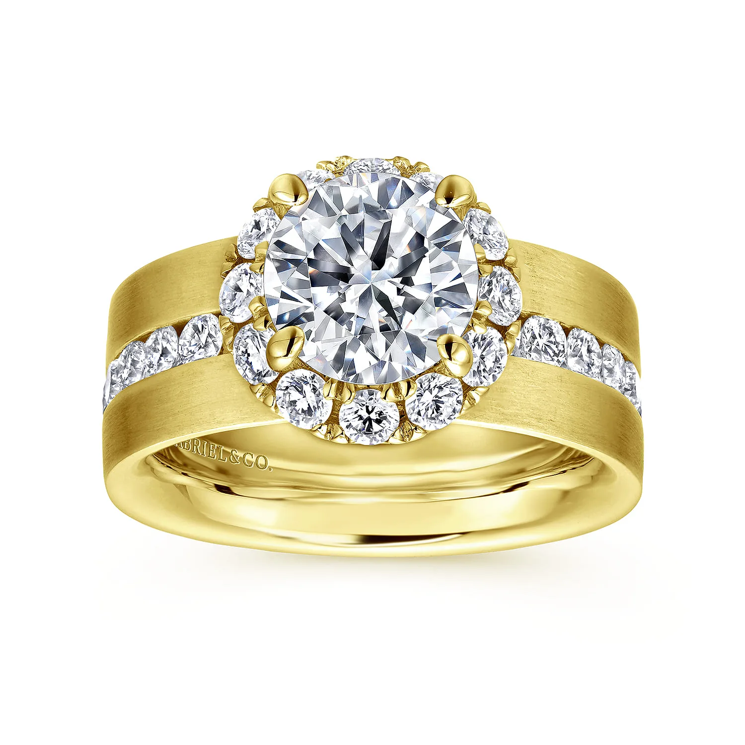 Round Halo Diamond Engagement Ring in 14K Yellow Gold, photograph 5