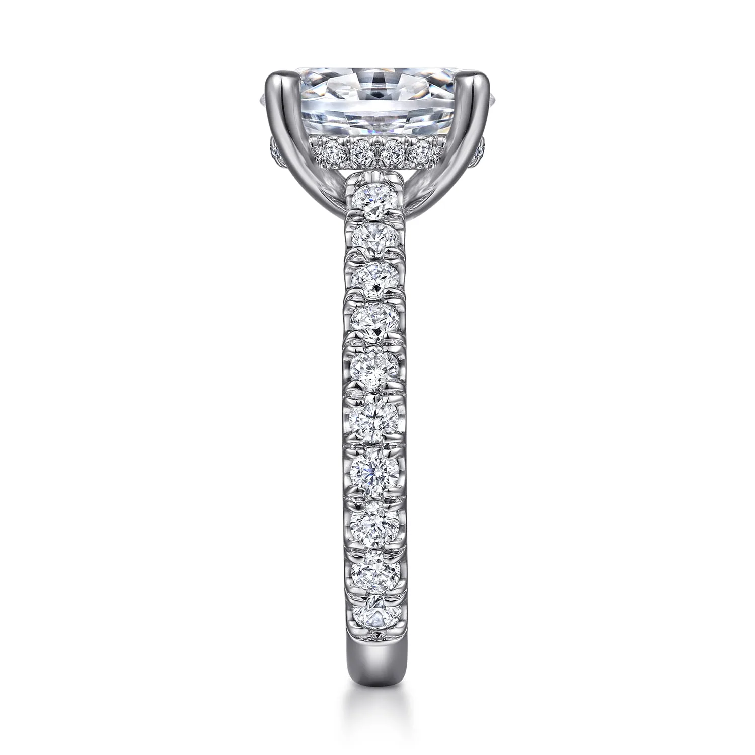 Oval Diamond Engagement Ring in 14K White Gold, photograph 5