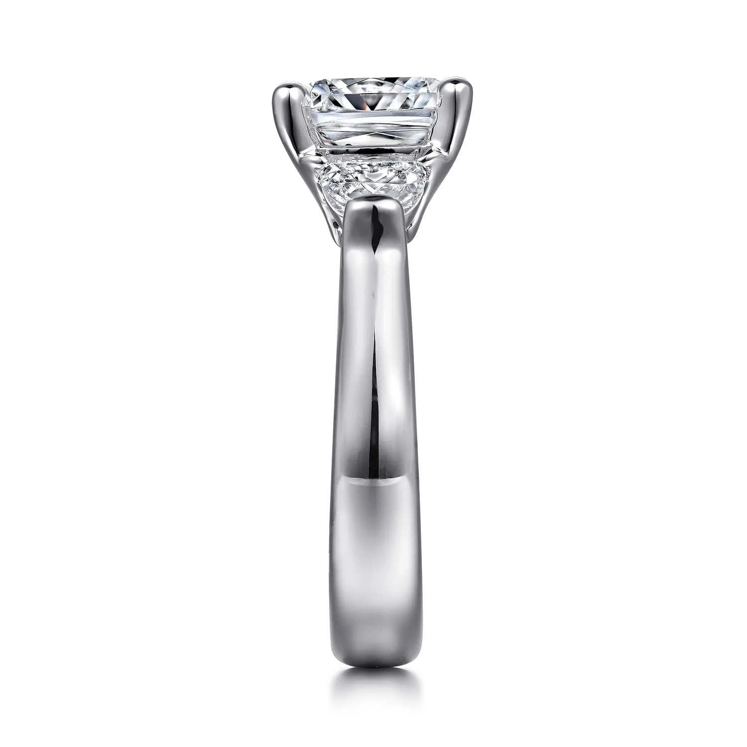 Cushion Three Stone Diamond Engagement Ring in 18K White Gold, photograph 5