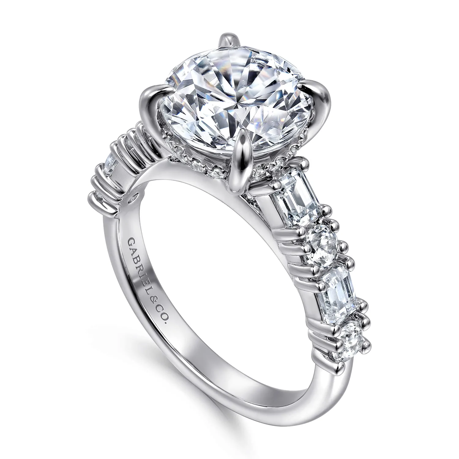 Round Diamond Engagement Ring in 14K White Gold, photograph 3