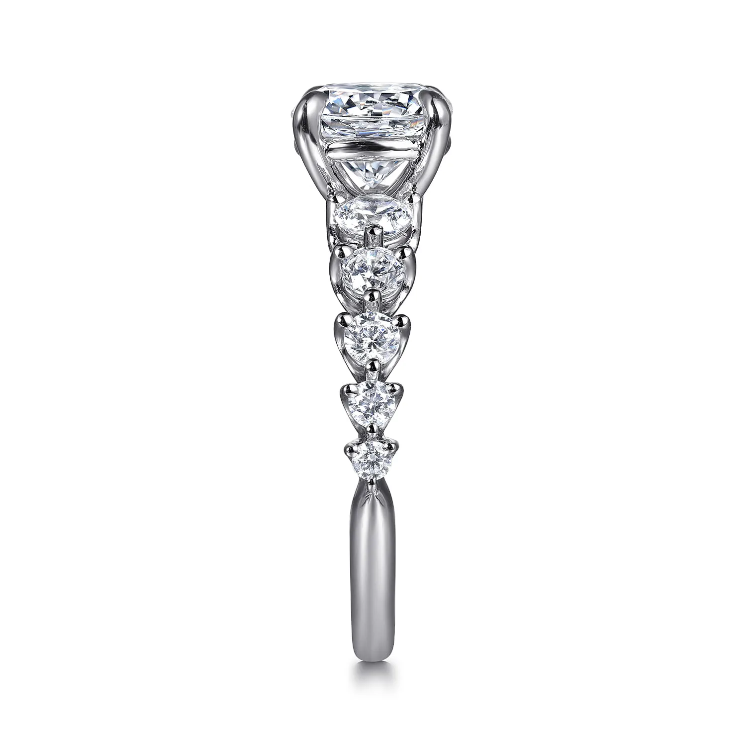 Round Diamond Engagement Ring in 14K White Gold, photograph 5