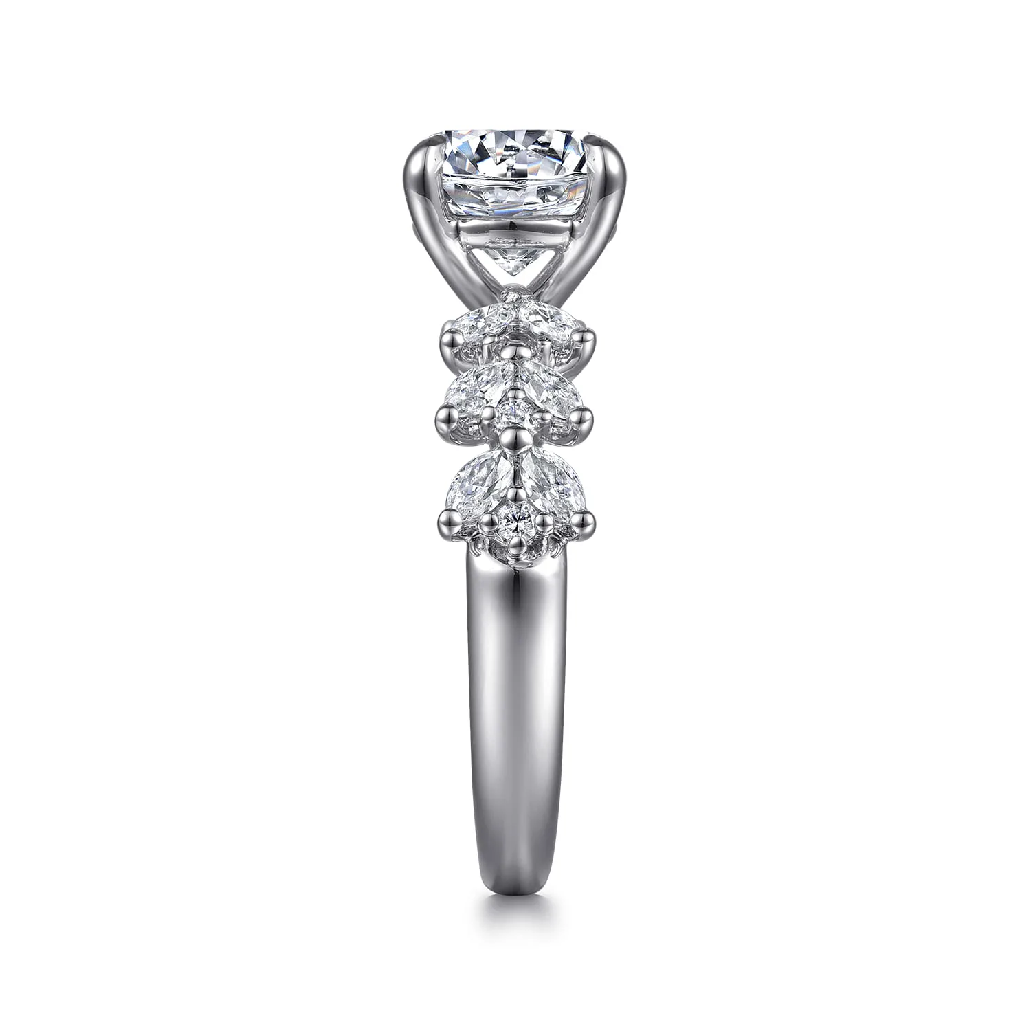 Round Diamond Engagement Ring in 14K White Gold, photograph 5