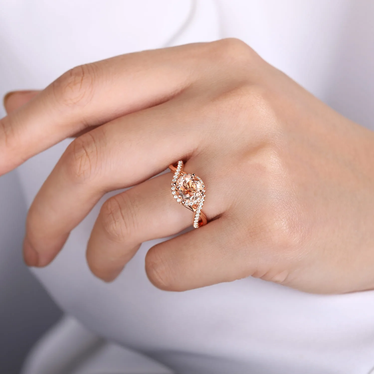 Round Morganite and Diamond Engagement Ring in 14K Rose Gold, photograph 6