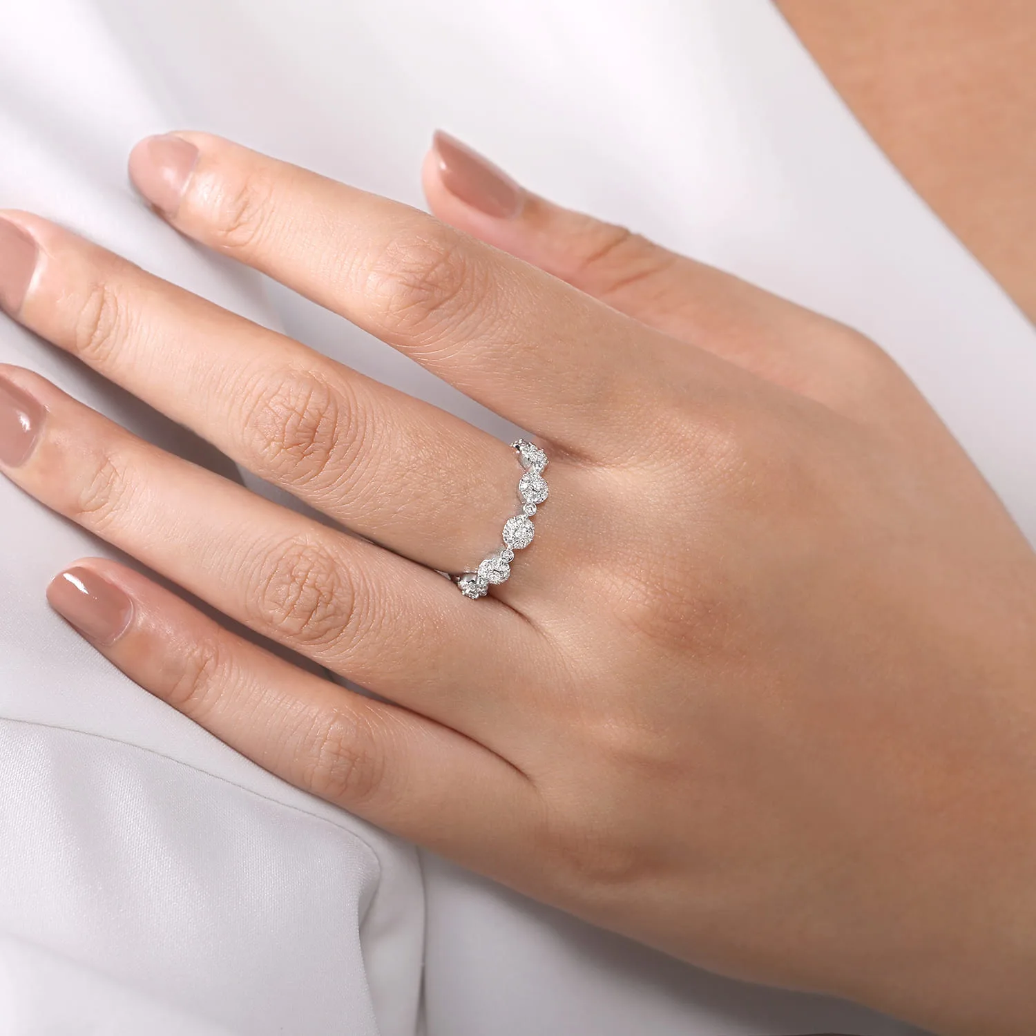 Diamond Pave Station Stackable Ring in 14K White Gold, photograph 5