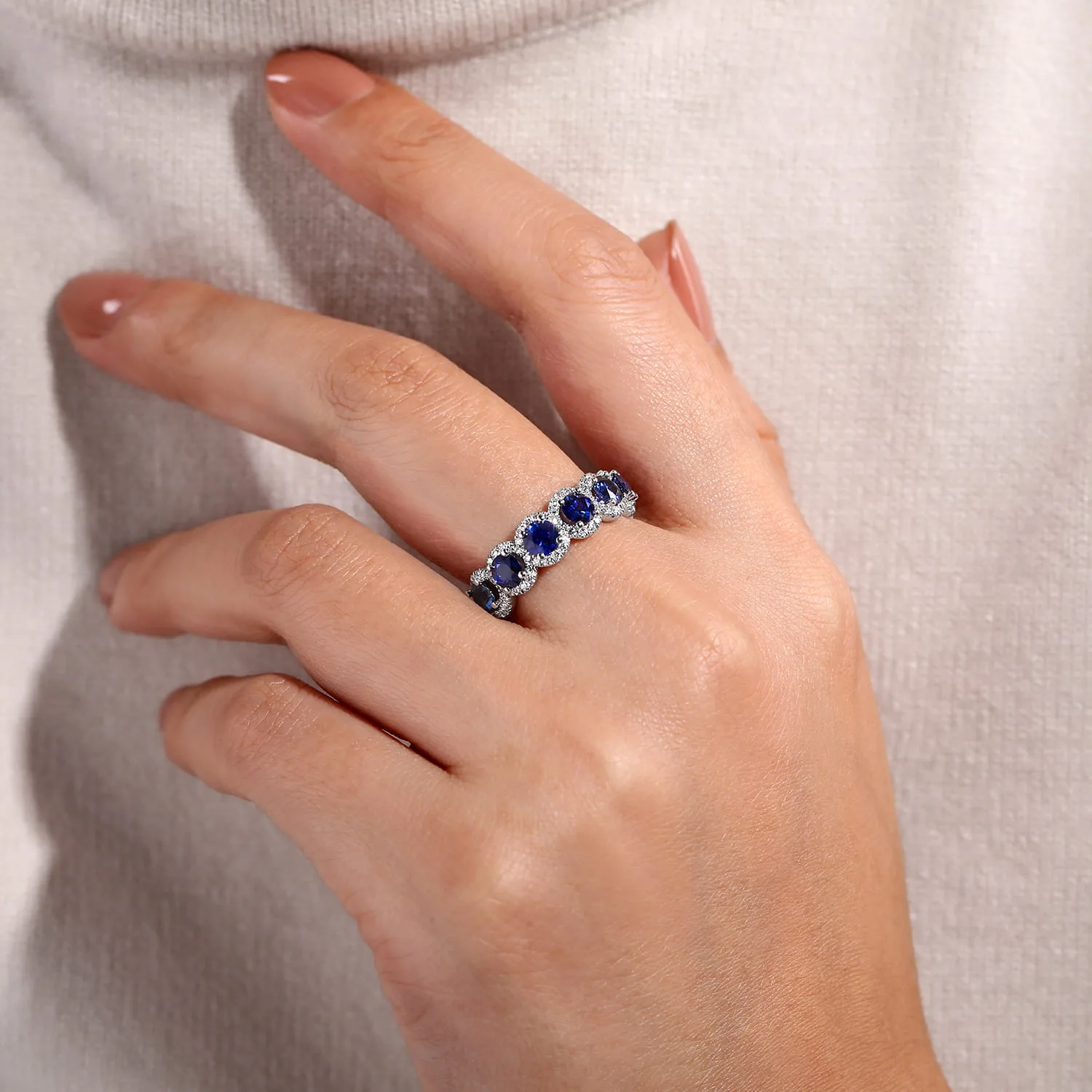 Round Sapphire and Diamond Halo Ring in 14K White Gold, photograph 5