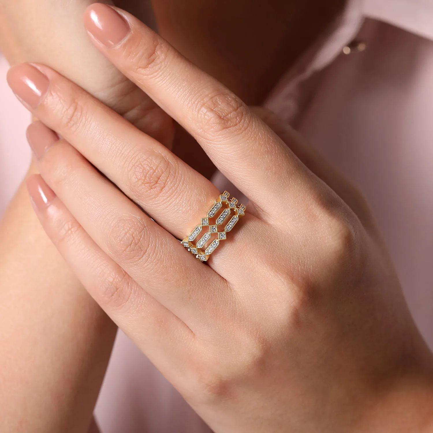 Three Row Diamond Ring in 14K Yellow Gold, photograph 5