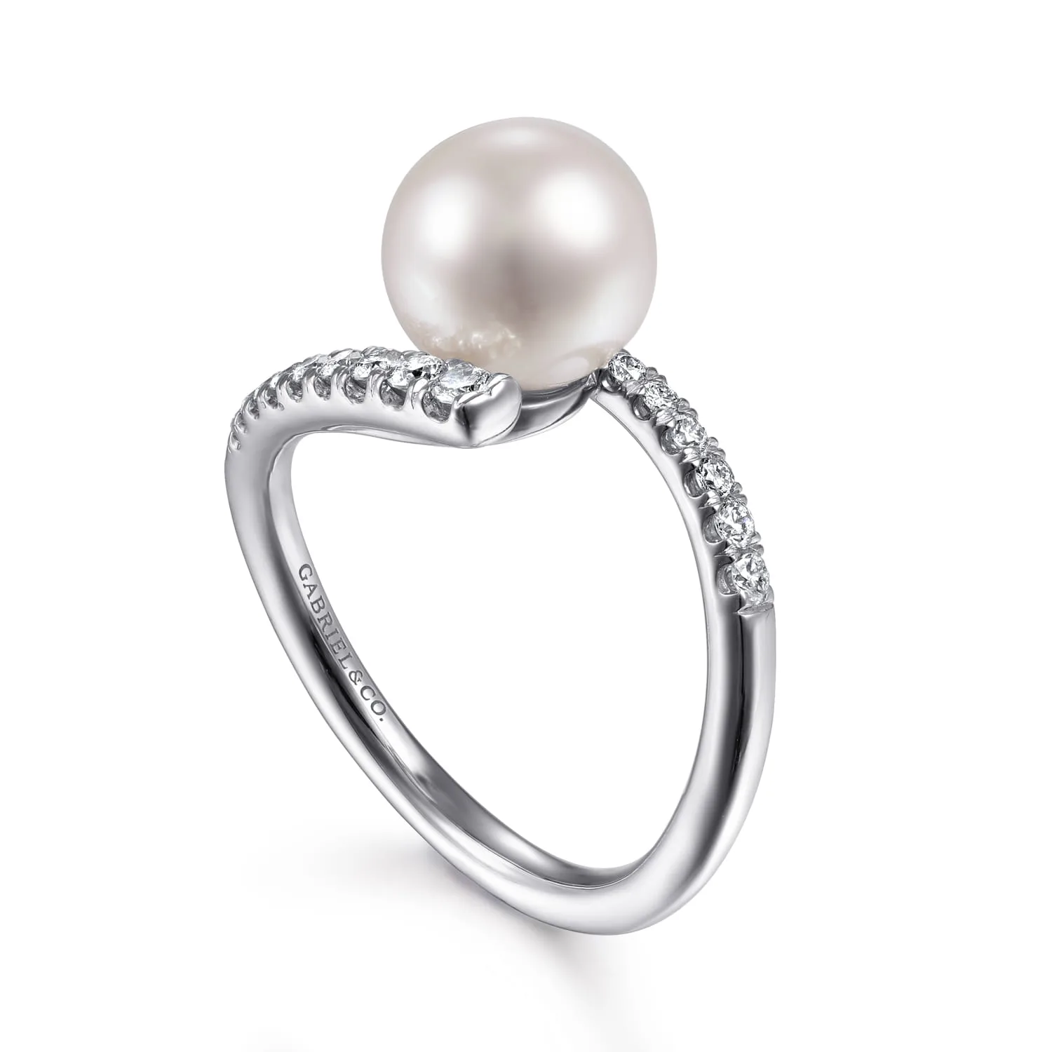 Bypass Pearl and Diamond Ring in 14K White Gold, photograph 3