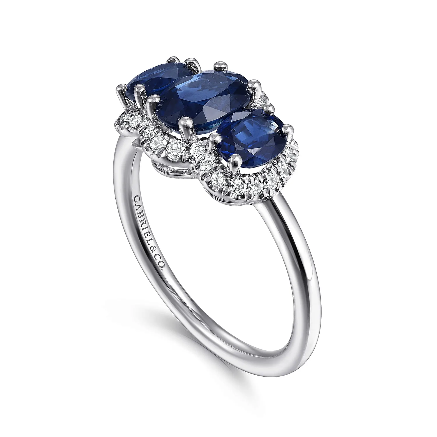 Diamond and Sapphire Oval Halo Ring in 14K White Gold, photograph 3