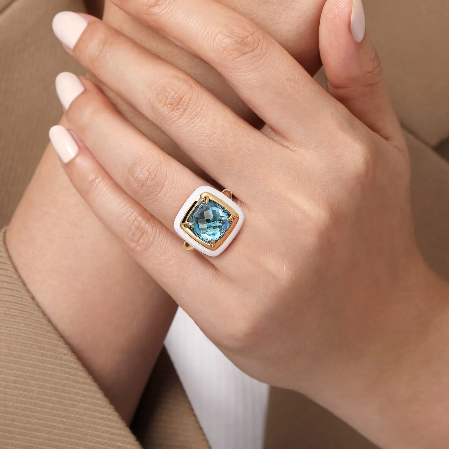Blue Topaz Cocktail Ring with White Enamel in 14K Yellow Gold, photograph 5