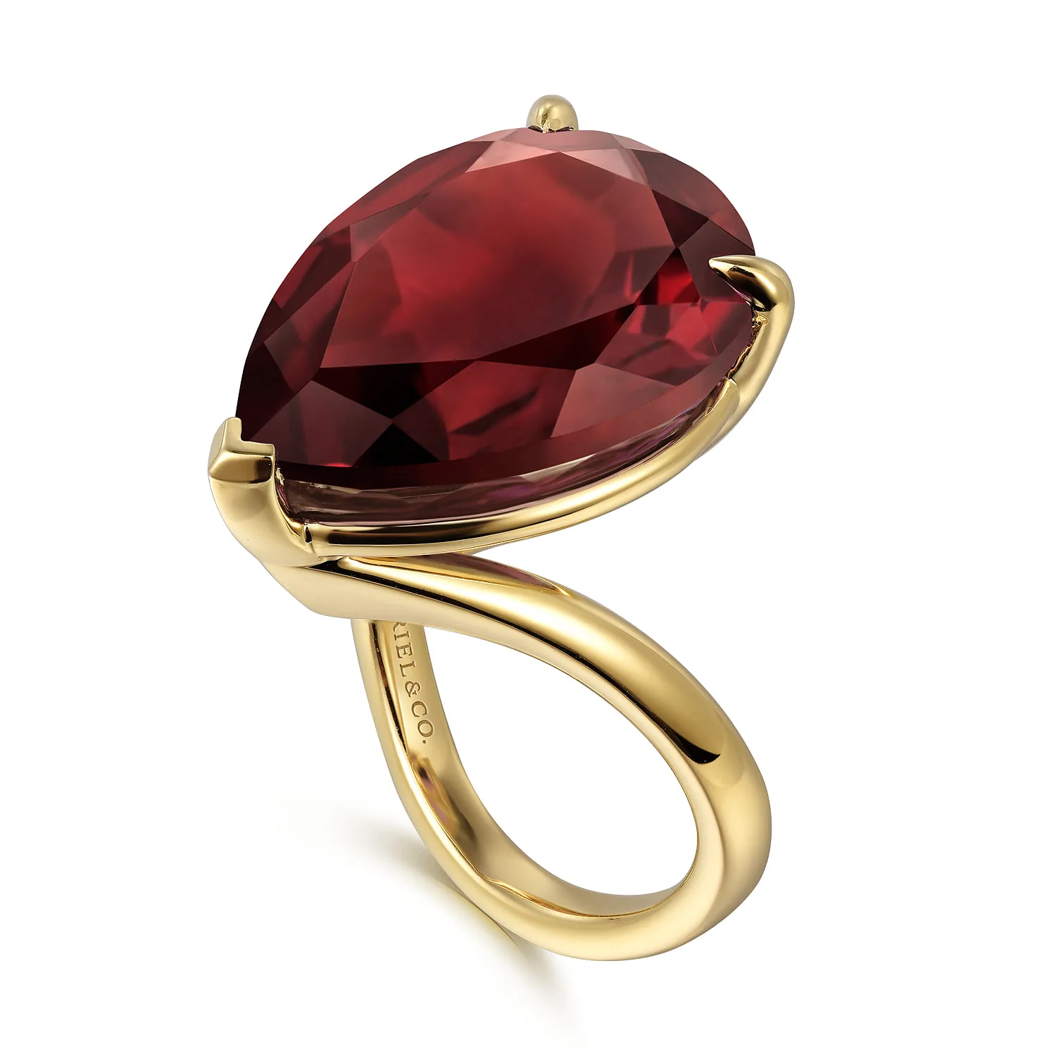 Garnet Pear Ladies Ring in 14K Yellow Gold, photograph 3