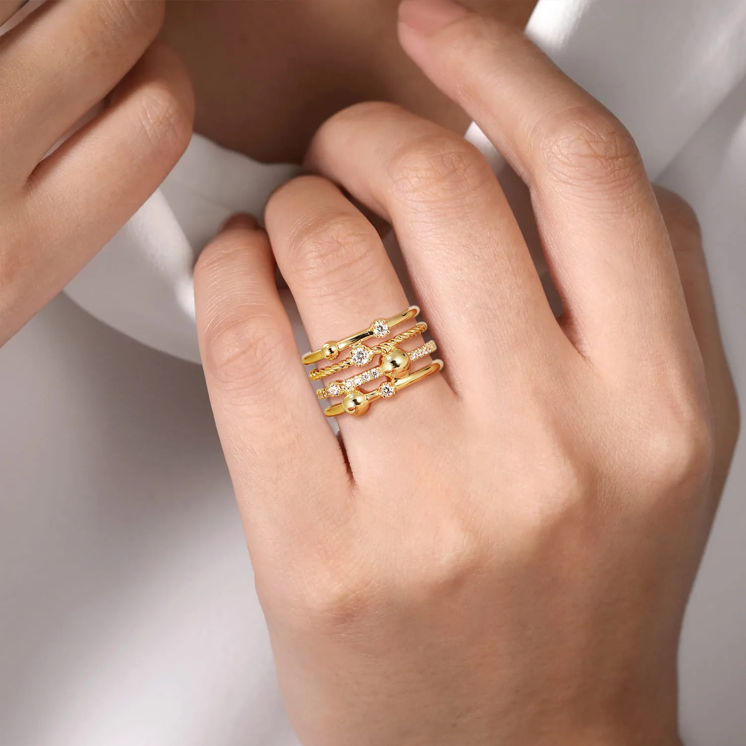 Diamond Rope Easy Stackable Ladies Ring in 14K Yellow Gold, photograph 5