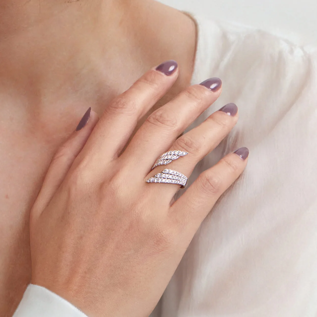 Multi Row Diamond Bypass Ladies Ring in 14K White Gold, photograph 5