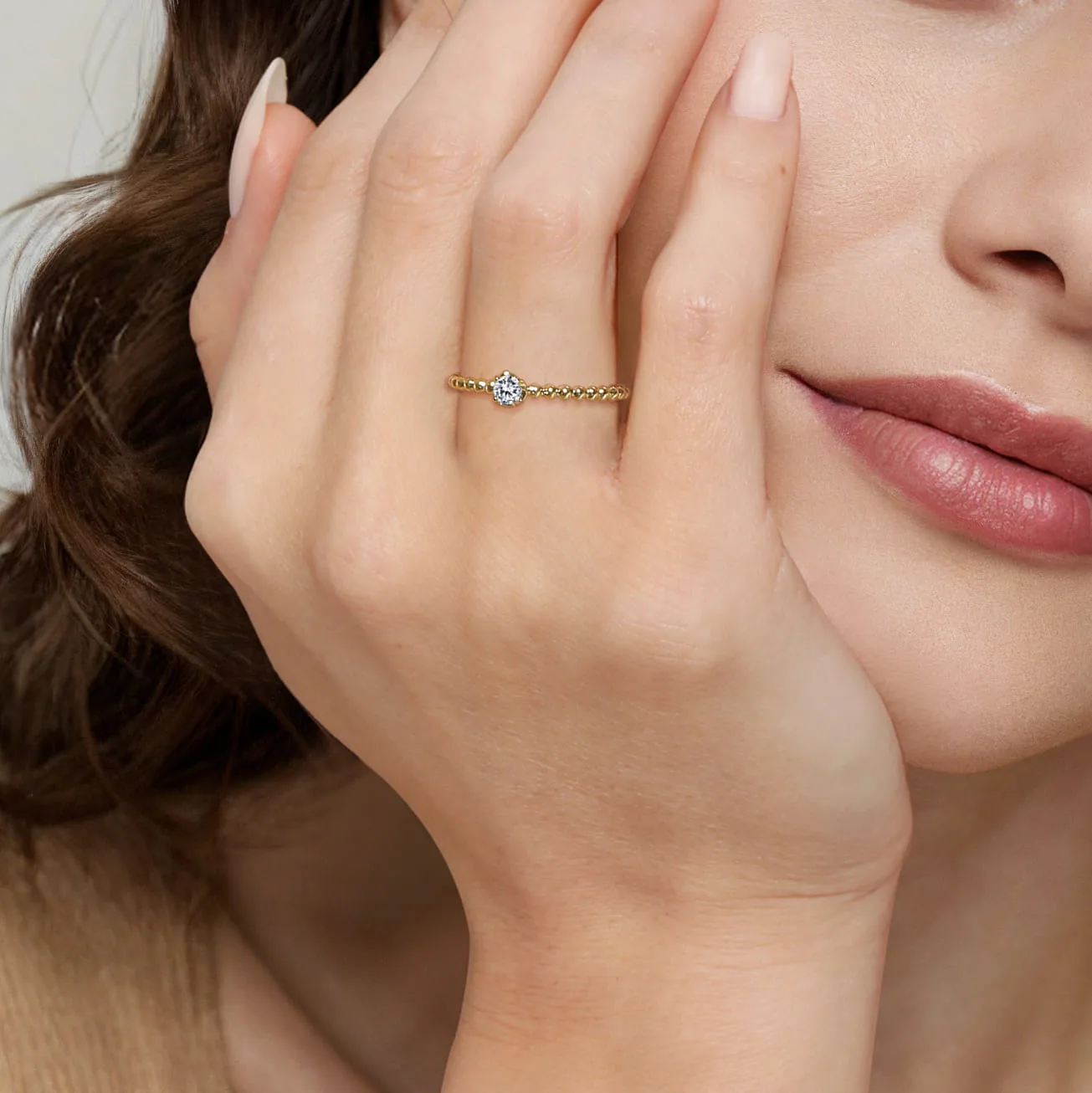 White Sapphire Stackable Promise Ring in 14K Yellow Gold, photograph 5