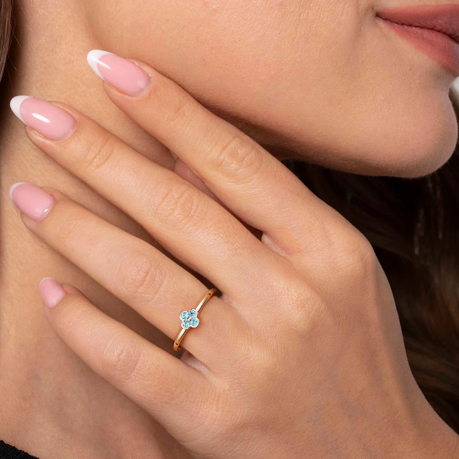 Blue Topaz Stackable Ring in 14K Yellow Gold, photograph 5