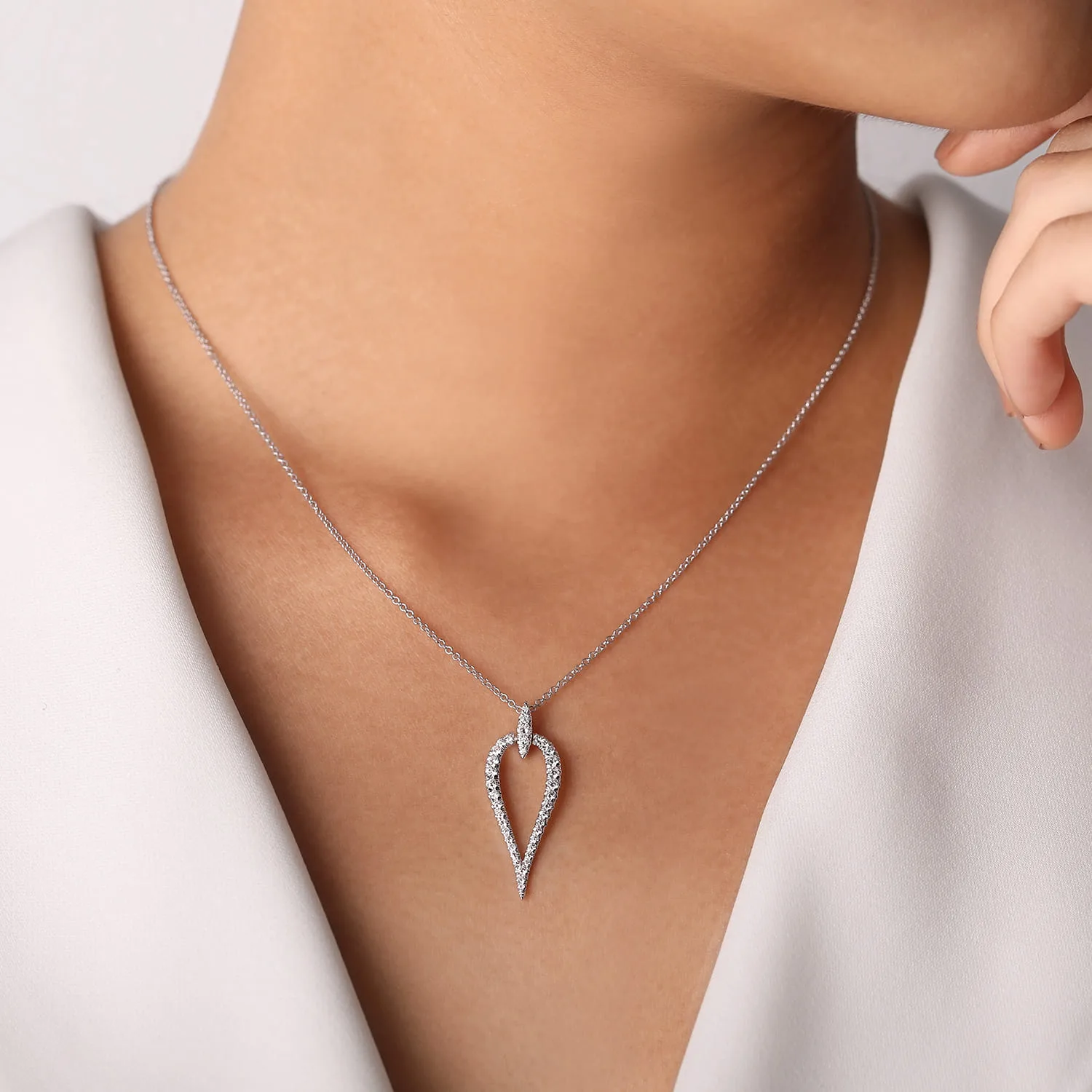 Inverted Diamond Teardrop Pendant Necklace in 14K White Gold, photograph 3