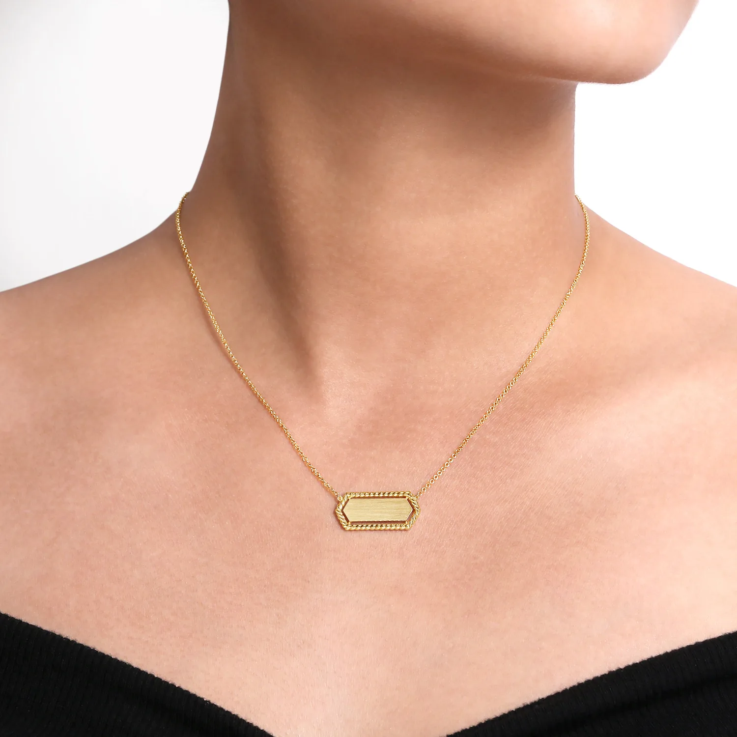 Hexagonal Rectangle ID Necklace with Twisted Rope Frame in 14K Yellow Gold, photograph 3