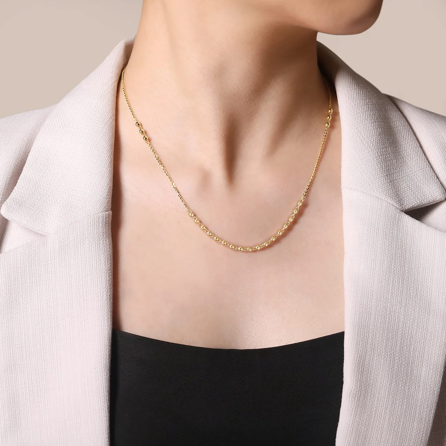 18 Inch Beaded Station Necklace in 14K Yellow Gold, photograph 3