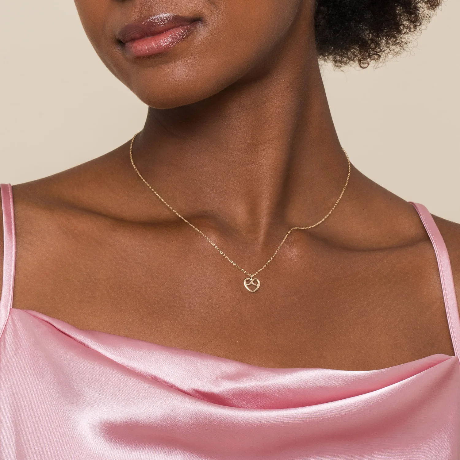 Infinity Pendant Necklace in 14K Yellow Gold, photograph 4