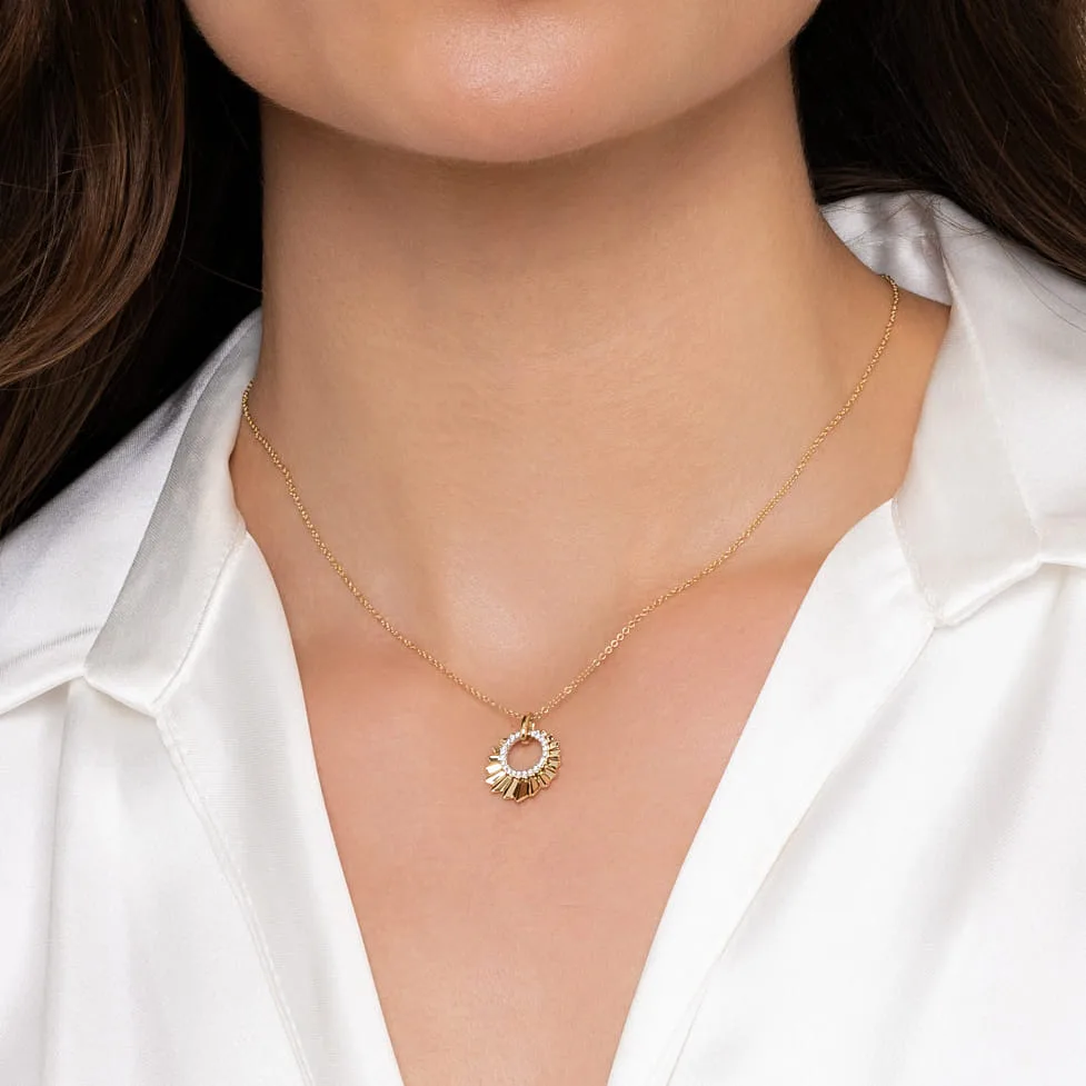 Diamond and Diamond Cut Texture Pendant Necklace in 14K Yellow Gold, photograph 3