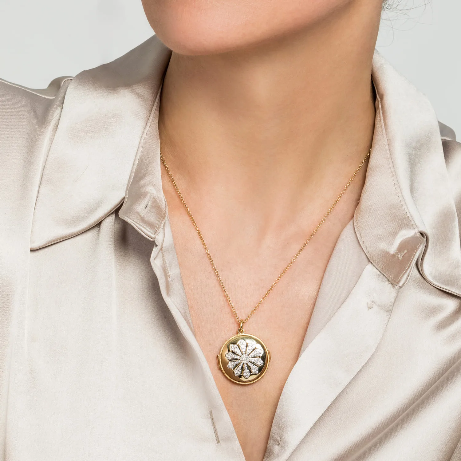 Diamond Locket Necklace in 14K White/Yellow Gold, photograph 5
