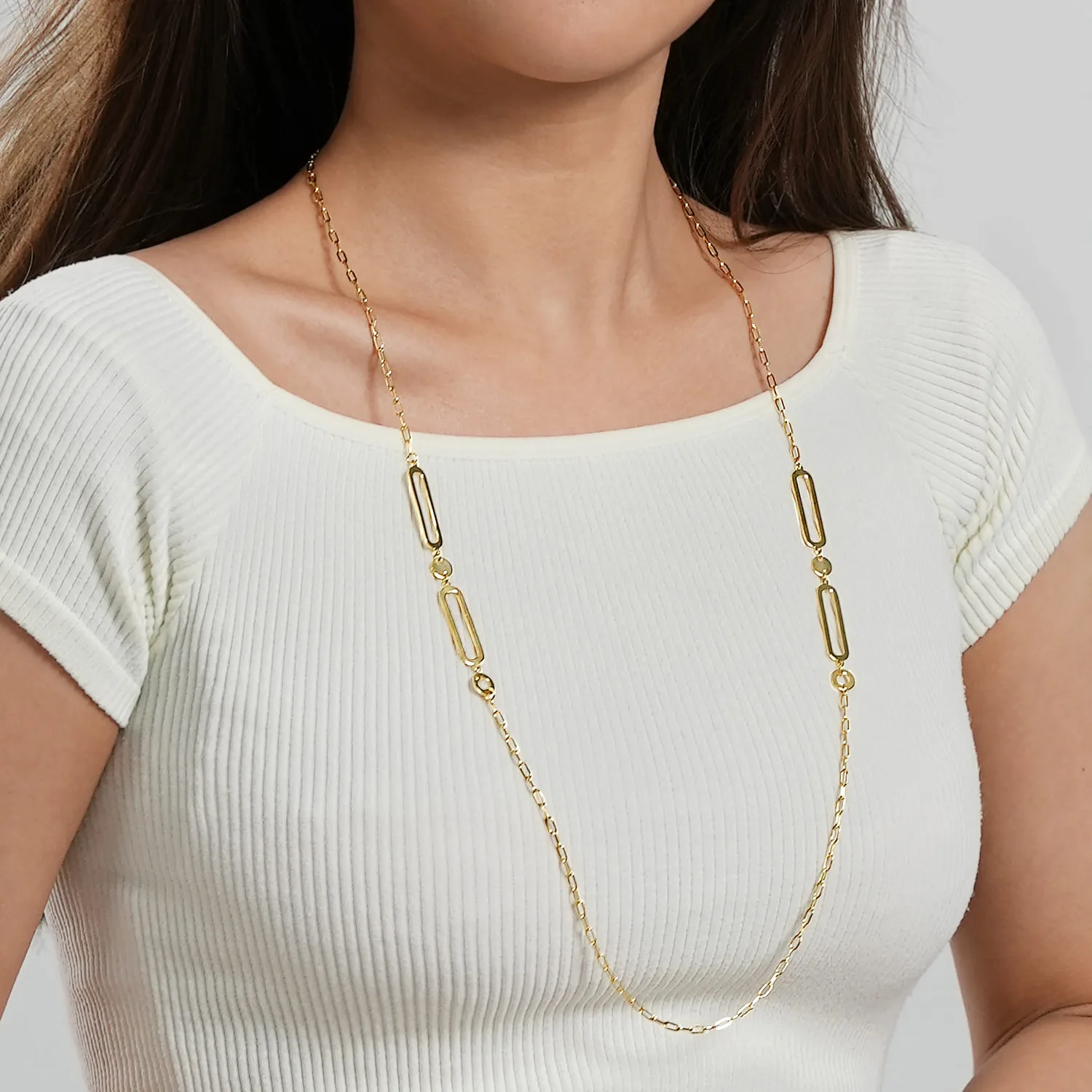 Link Station Necklace With Hollow Paperclip Chain in 14K Yellow Gold, photograph 3