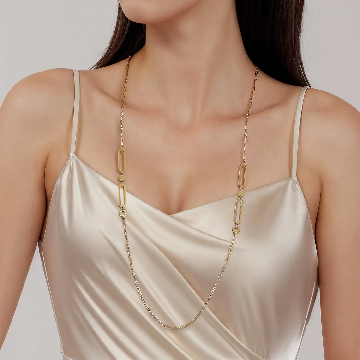 Link Station Necklace With Hollow Paperclip Chain in 14K Yellow Gold, photograph 5