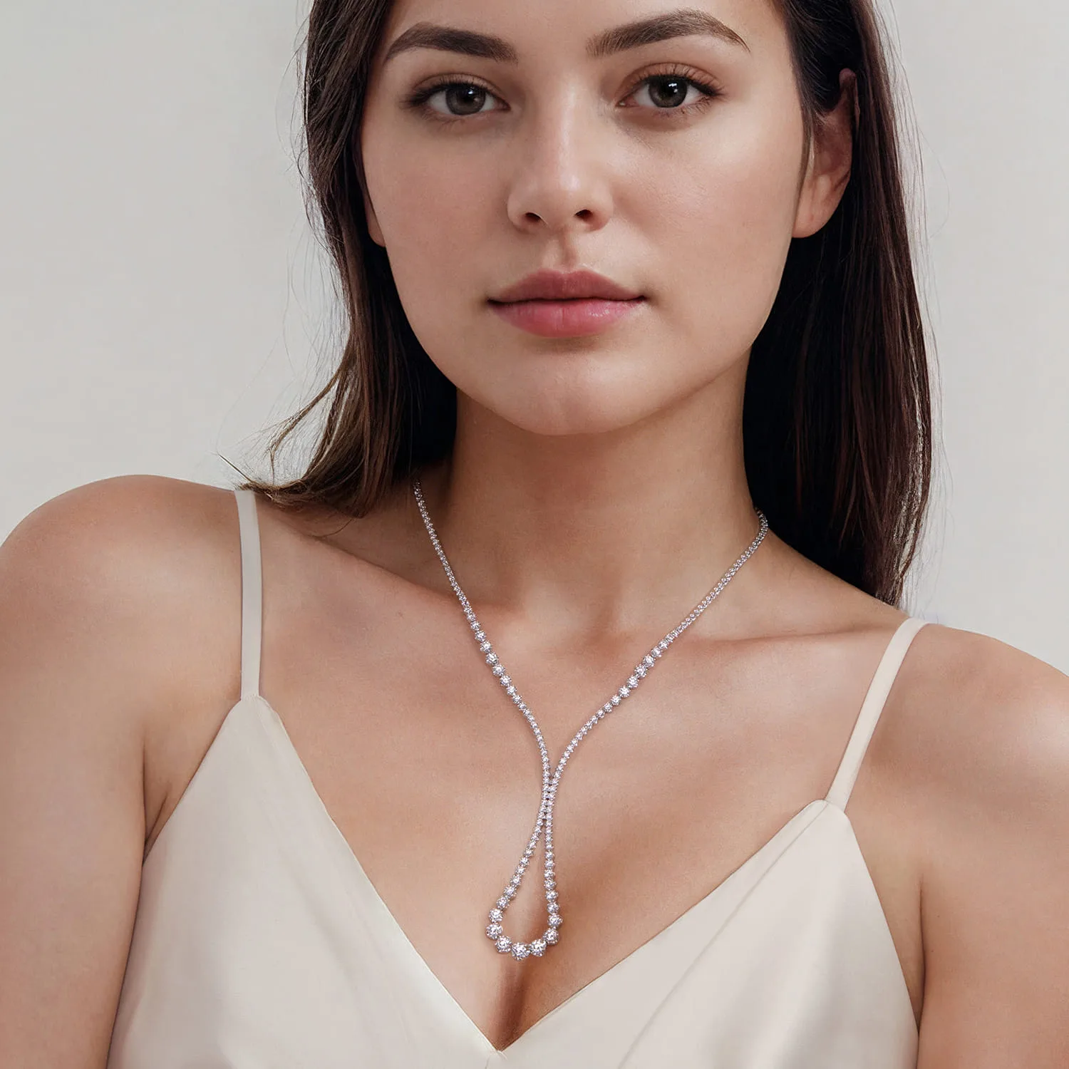 Diamond Tennis Necklace in 18K White Gold, photograph 3