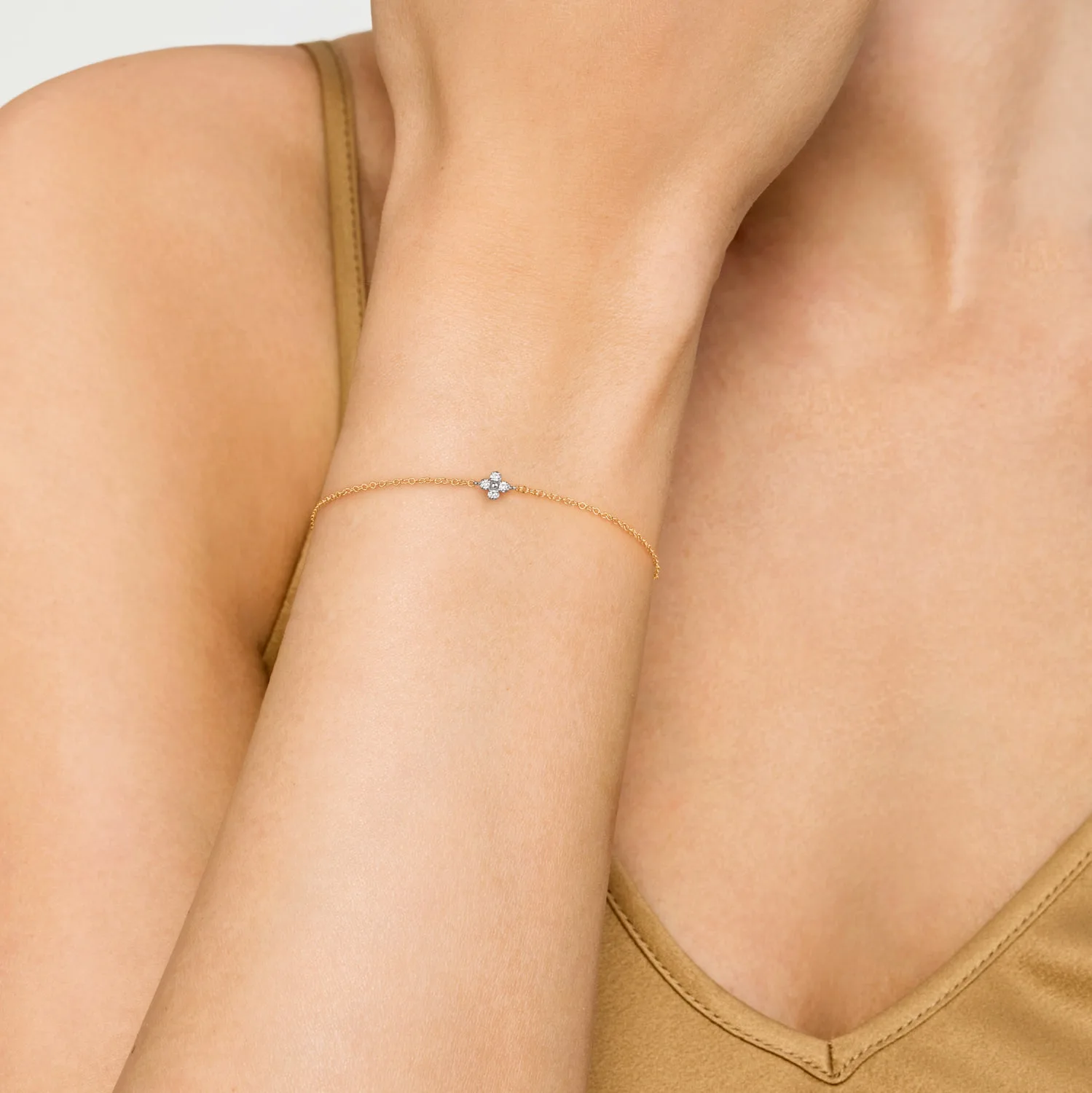 Diamond Clover Bracelet in 14K White/Yellow Gold, photograph 3