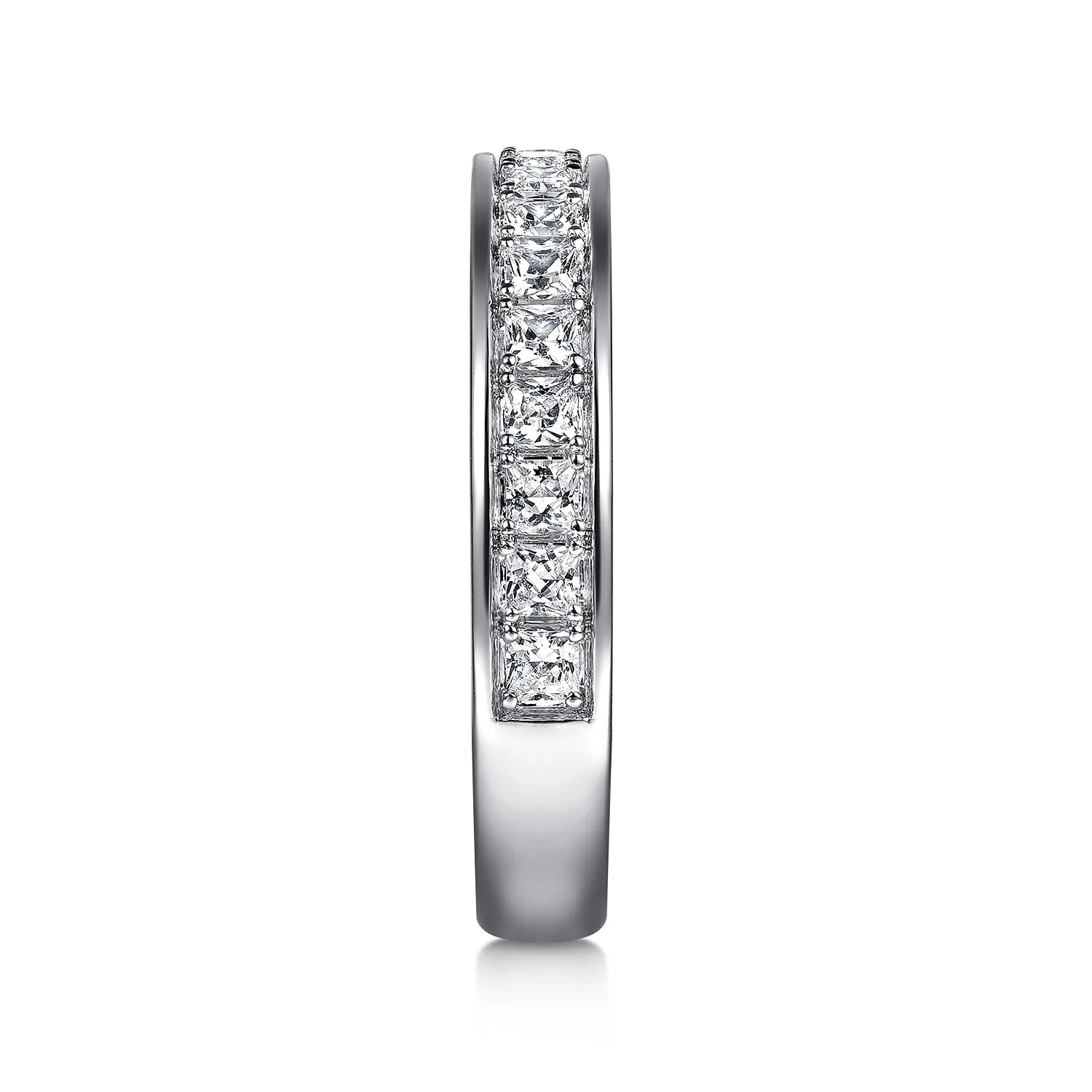 Diamond Wedding Band in 14K White Gold, photograph 5