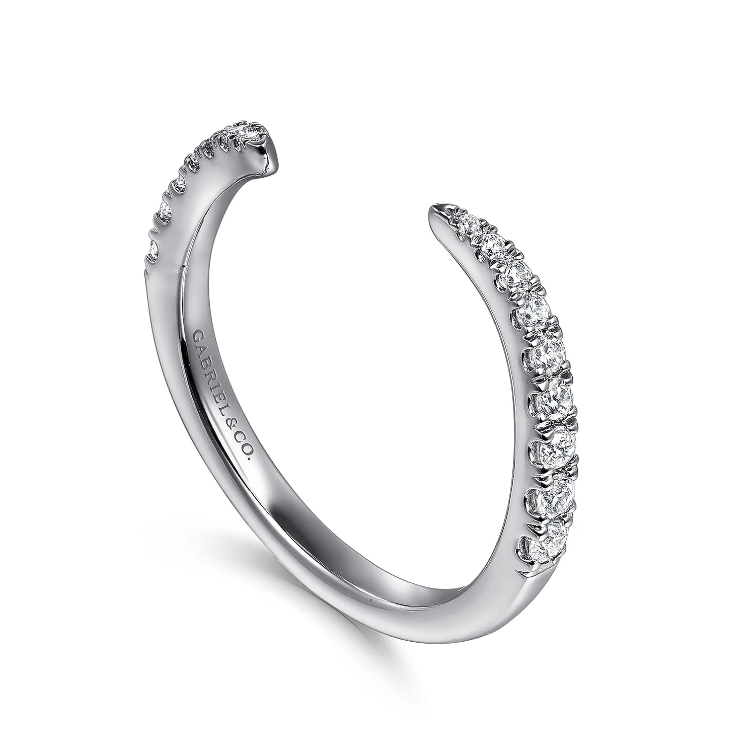 Diamond Wedding Band in 14K White Gold, photograph 3
