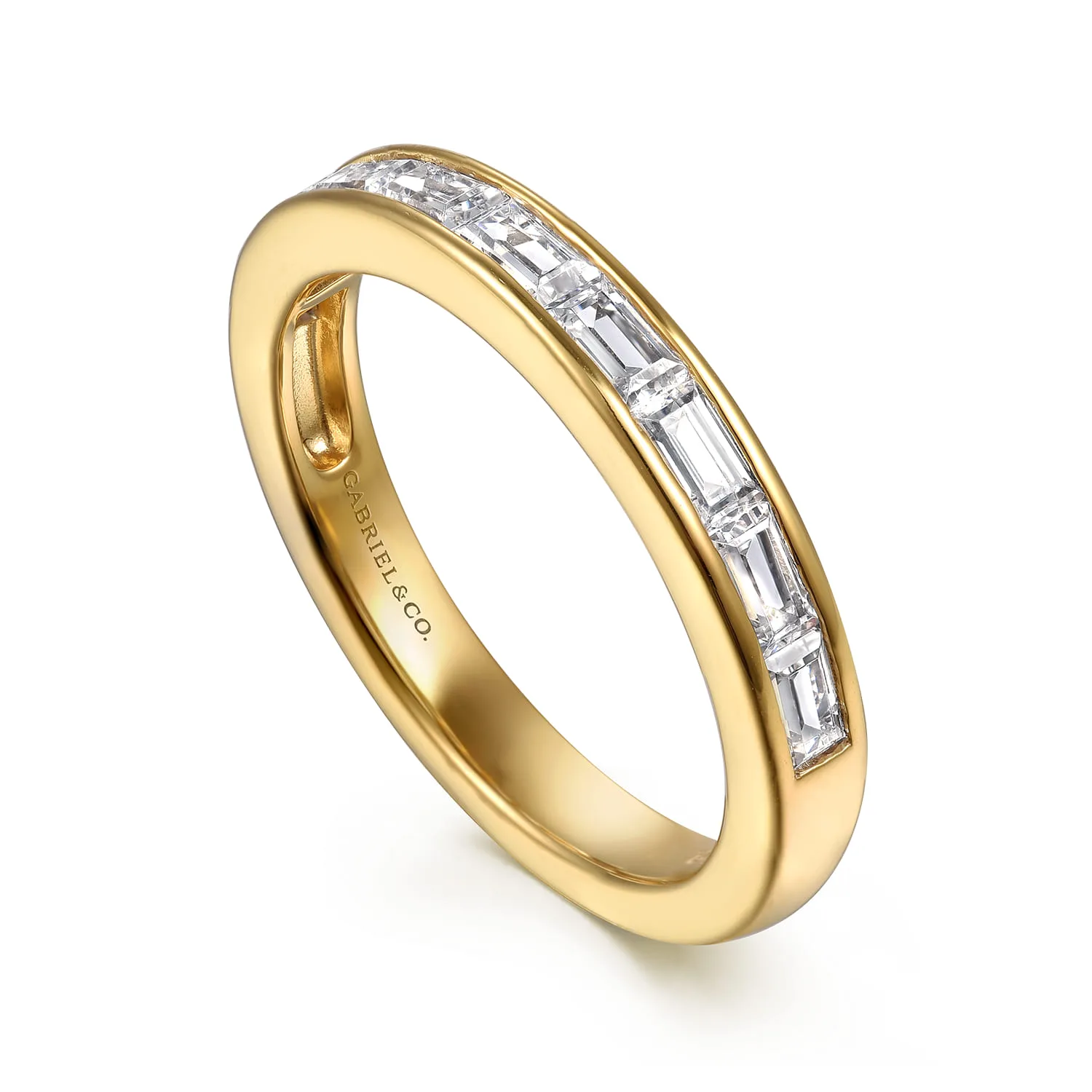 Diamond Wedding Band in 14K Yellow Gold, photograph 3