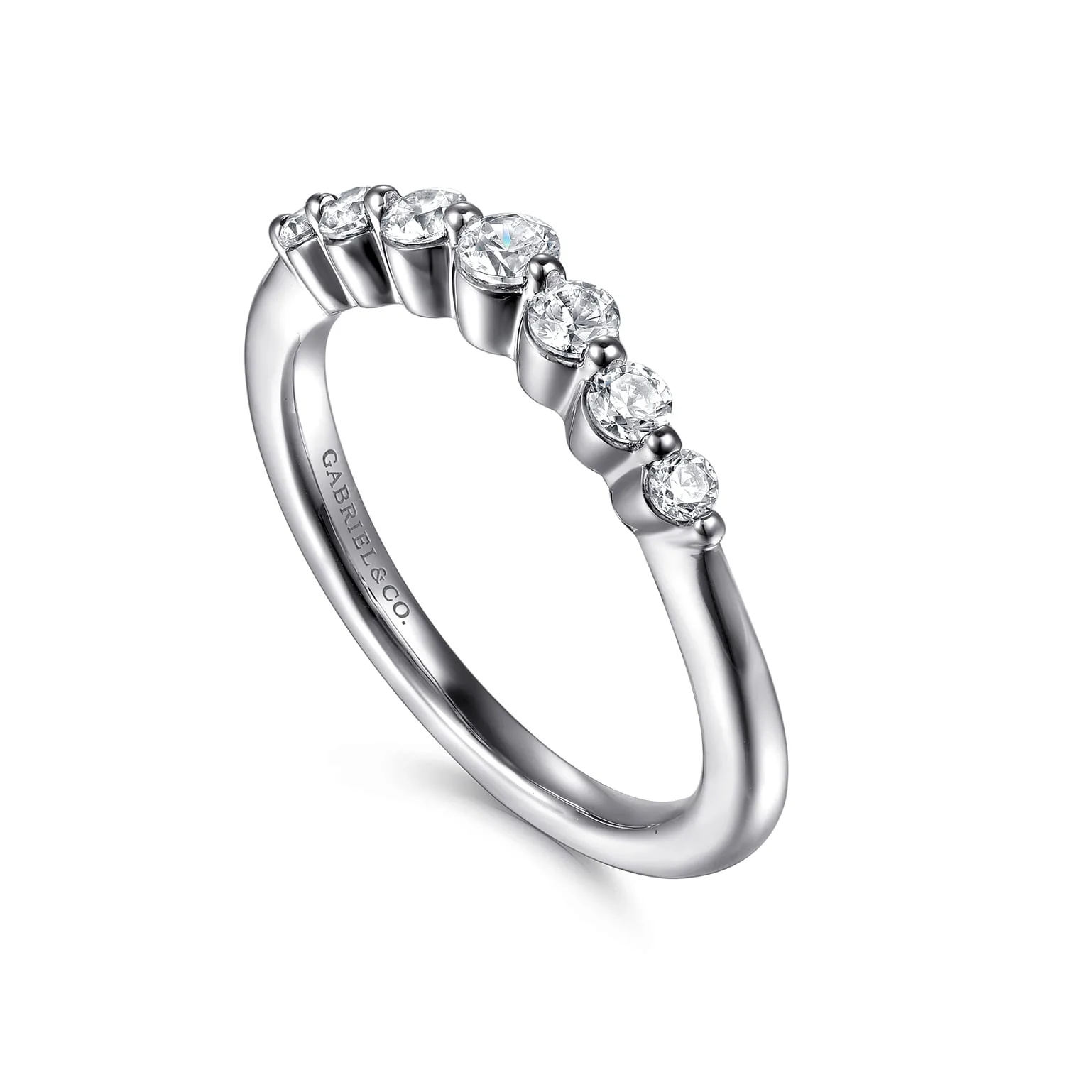Diamond Wedding Band in 14K White Gold, photograph 3