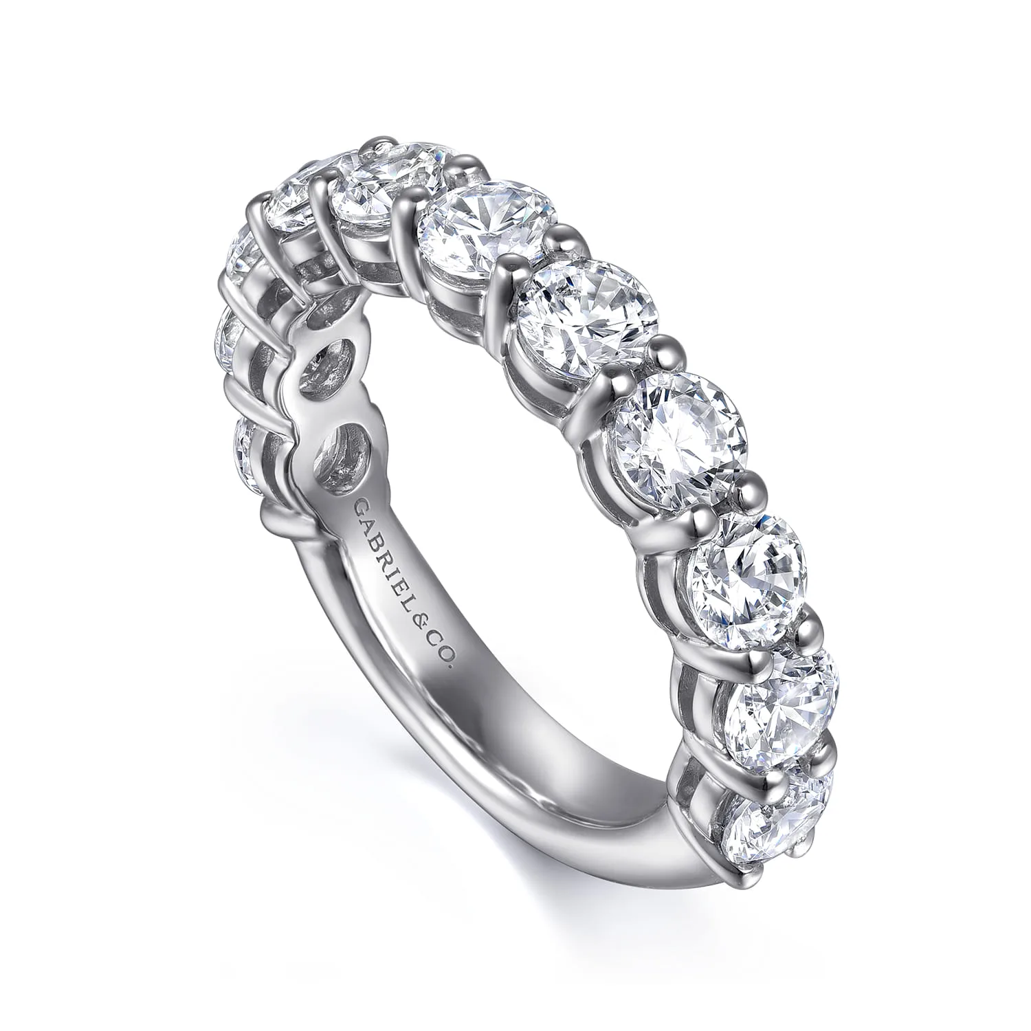 Diamond Wedding Band in 14K White Gold, photograph 3