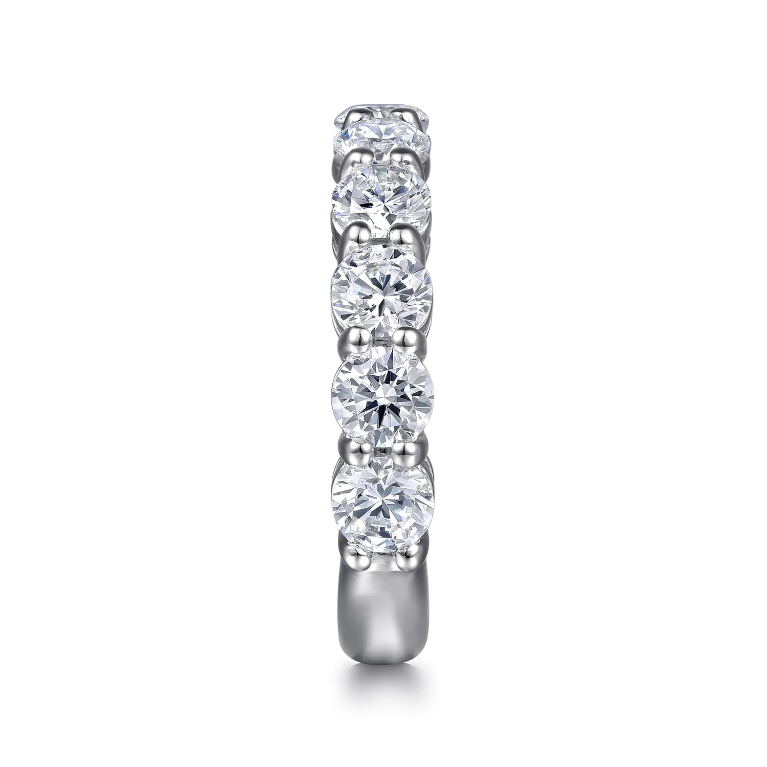 Diamond Wedding Band in 14K White Gold, photograph 5