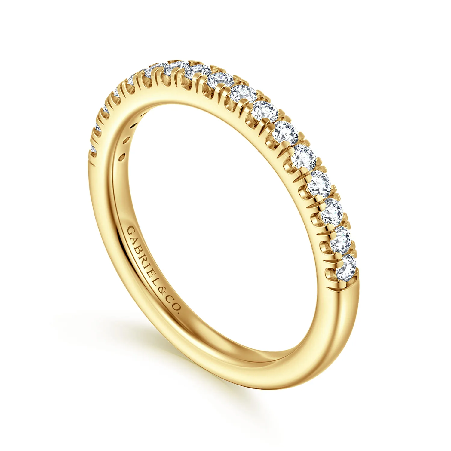 Diamond Wedding Band in 14K Yellow Gold, photograph 3