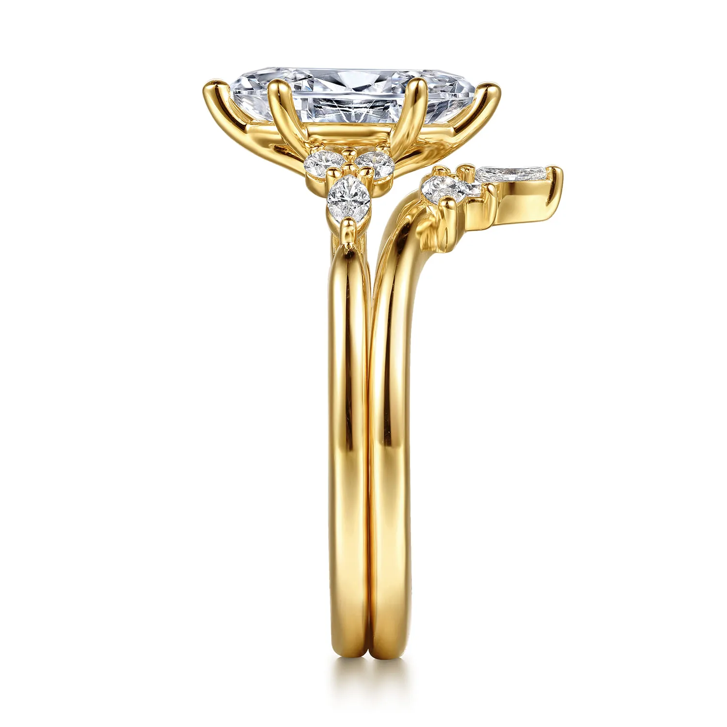 Diamond Matching Wedding Band in 14K Yellow Gold, photograph 5
