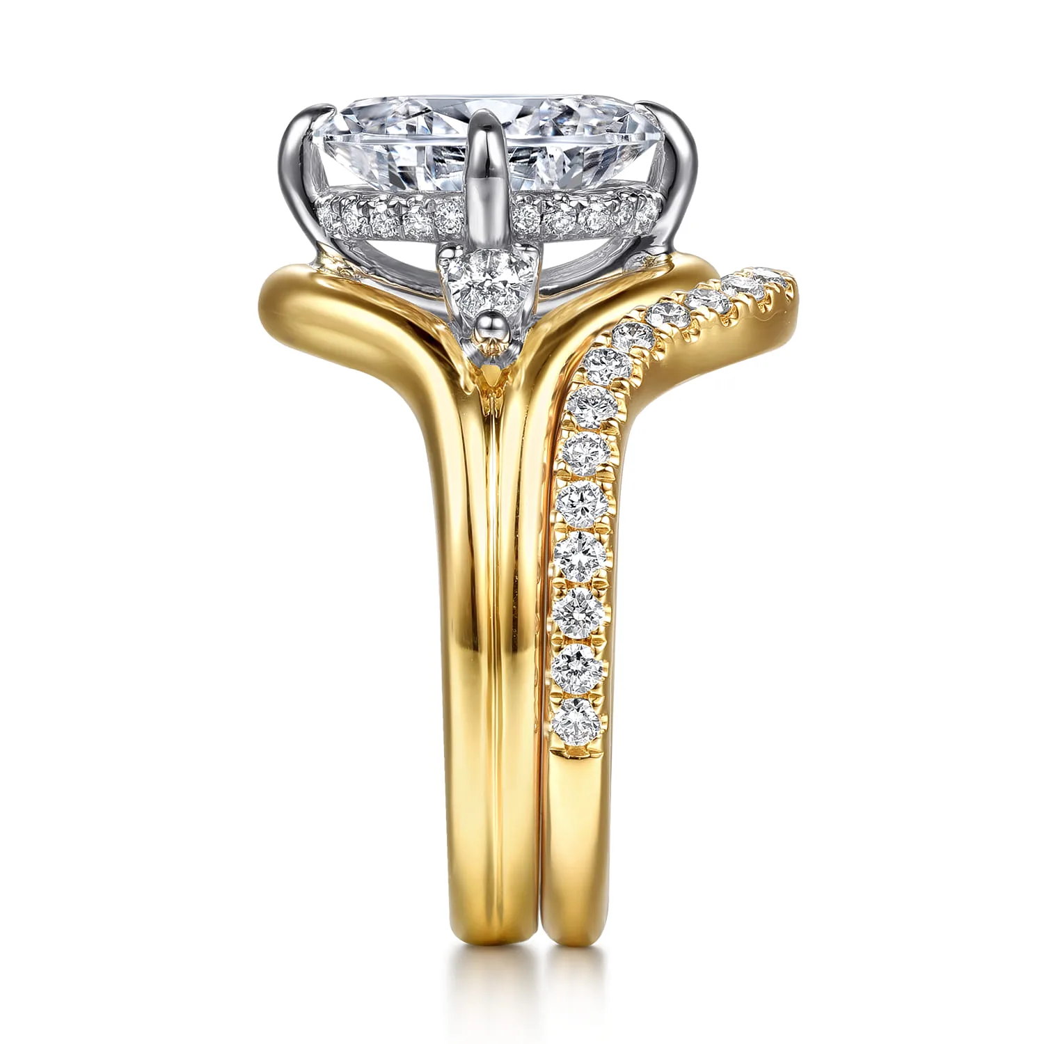 Diamond Matching Wedding Band in 14K Yellow Gold, photograph 5